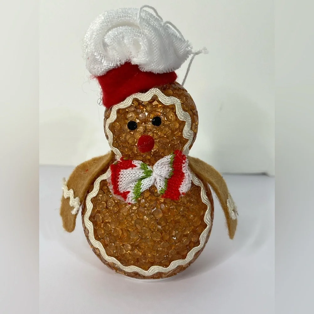 Color Changing Set of 4 Plastic Popcorn Gingerbread Men Women Christmas Ornament